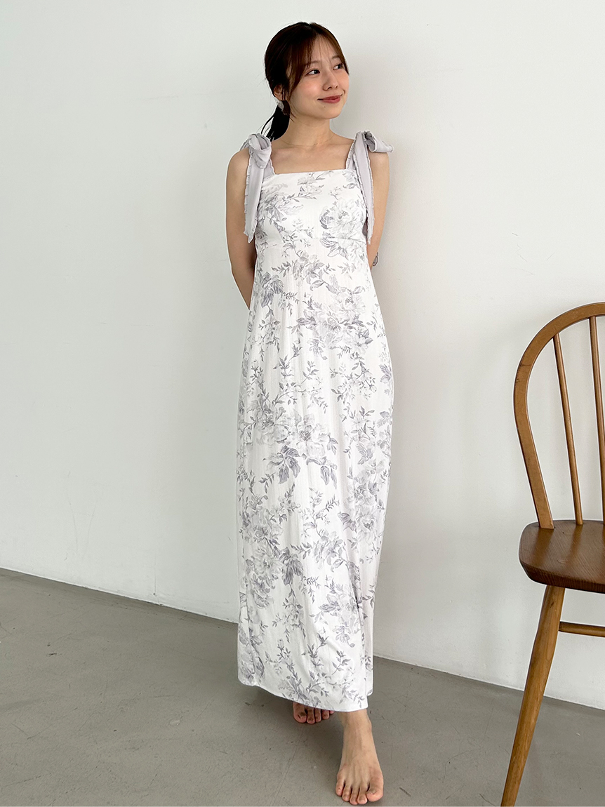 新品未使用★スナイデルホーム 2024 SNIDEL BEAUTY＞2024 AW Collection～BEAUTY IN SILENCE キレイ