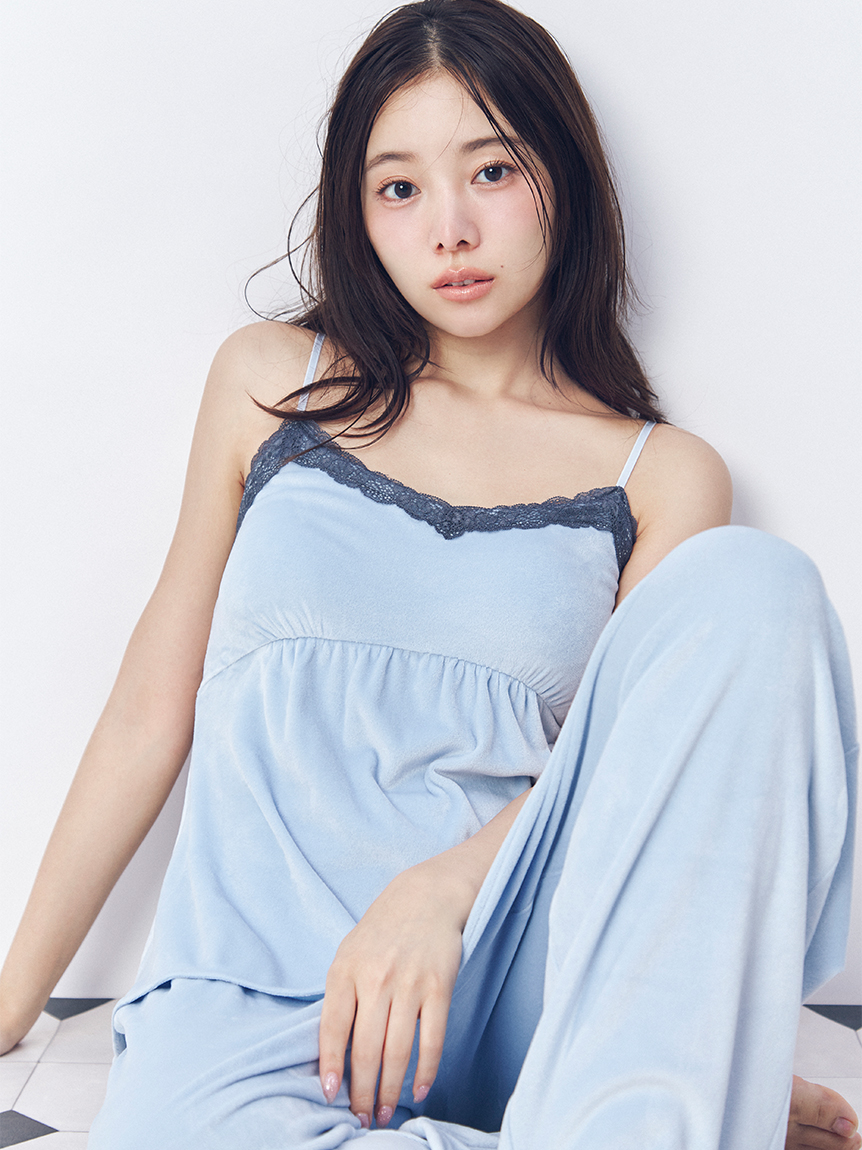 DIESEL⭐︎ホワイト ジップアップ シャツカーディガン一回着用❣️美品❣️ ハイネックジップアップニットカーディガン ＜大きいサイズ有