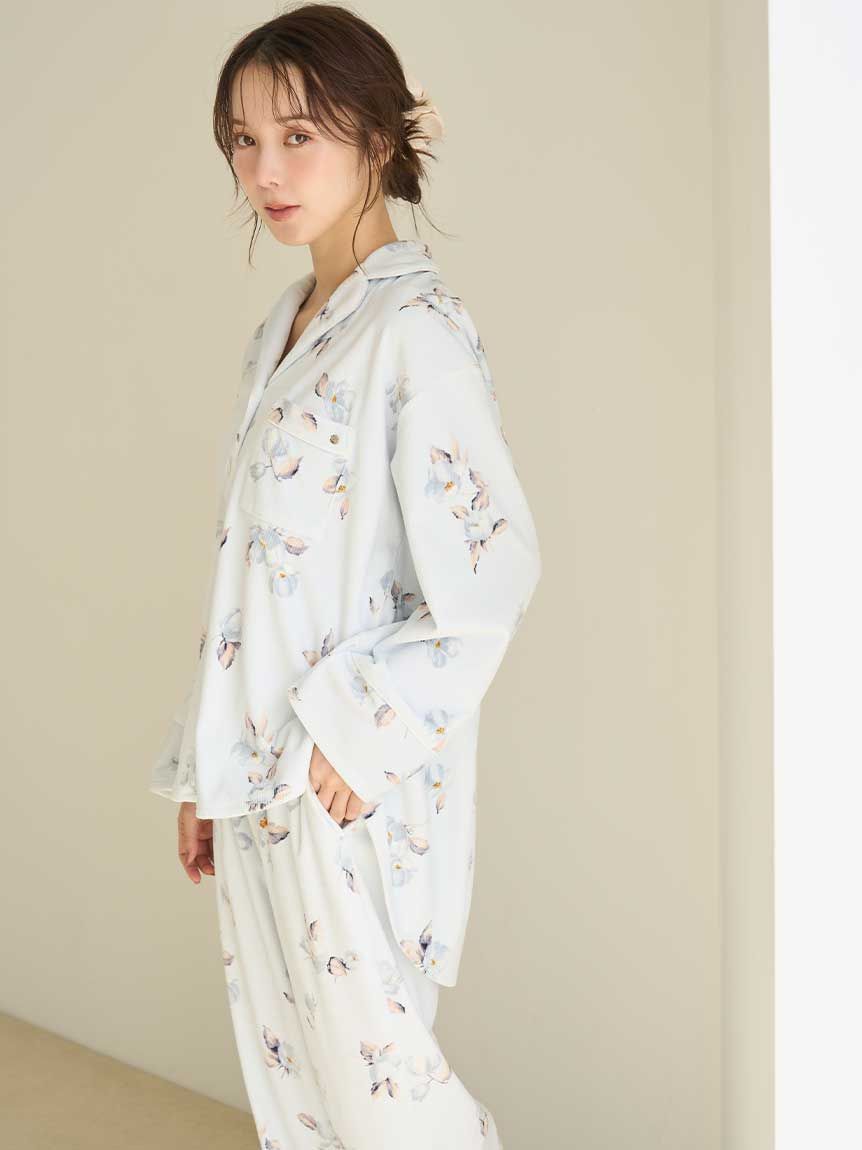 【送料無料】 スナイデルホーム リブフリースプリント開襟シャツ SNIDEL  リブフリースプリント開襟シャツ(シャツ＆ブラウス)｜スナイデルホーム