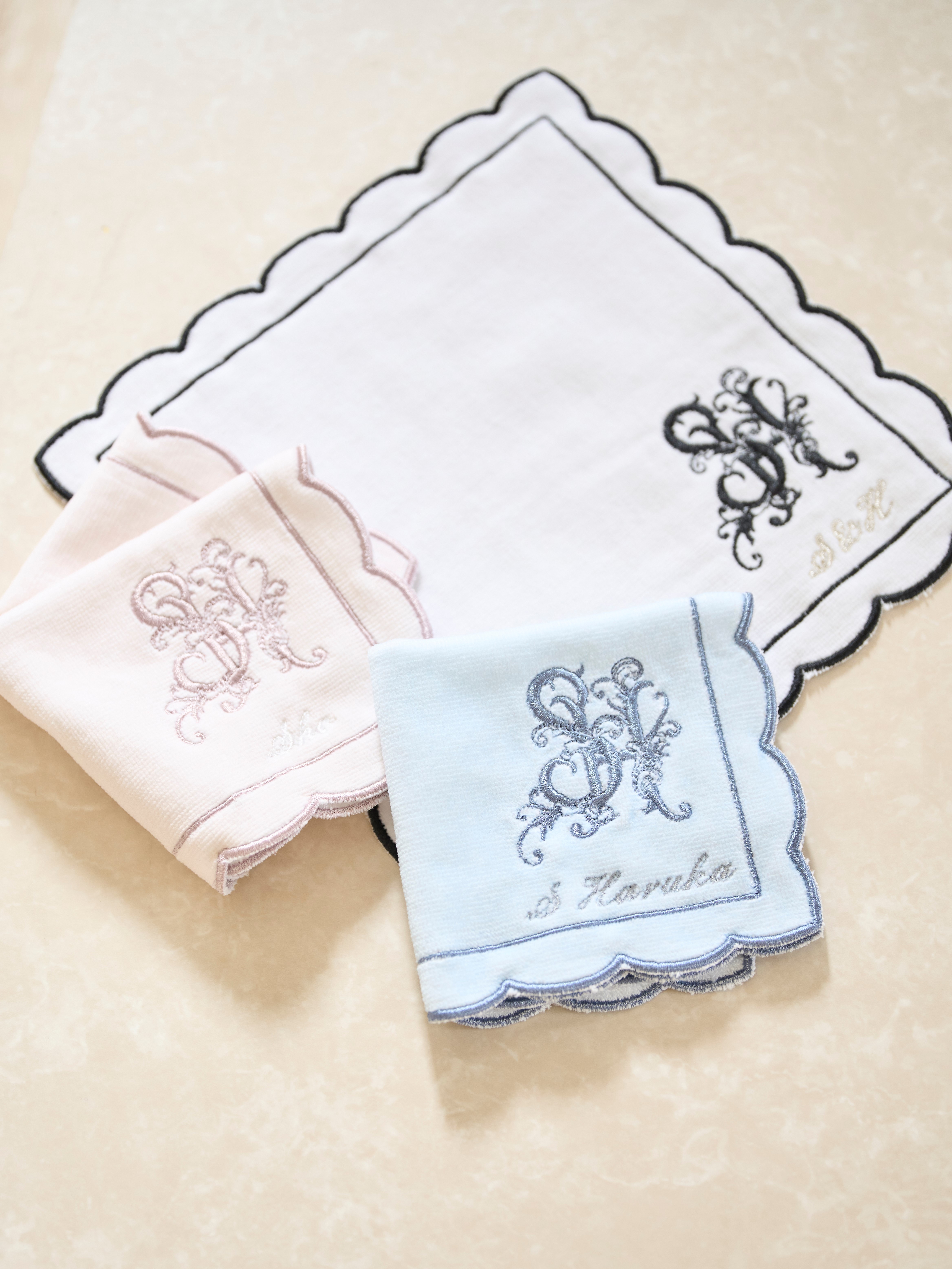 刺繍サービス付き】スカラロゴハンドタオル(タオル)｜スナイデル