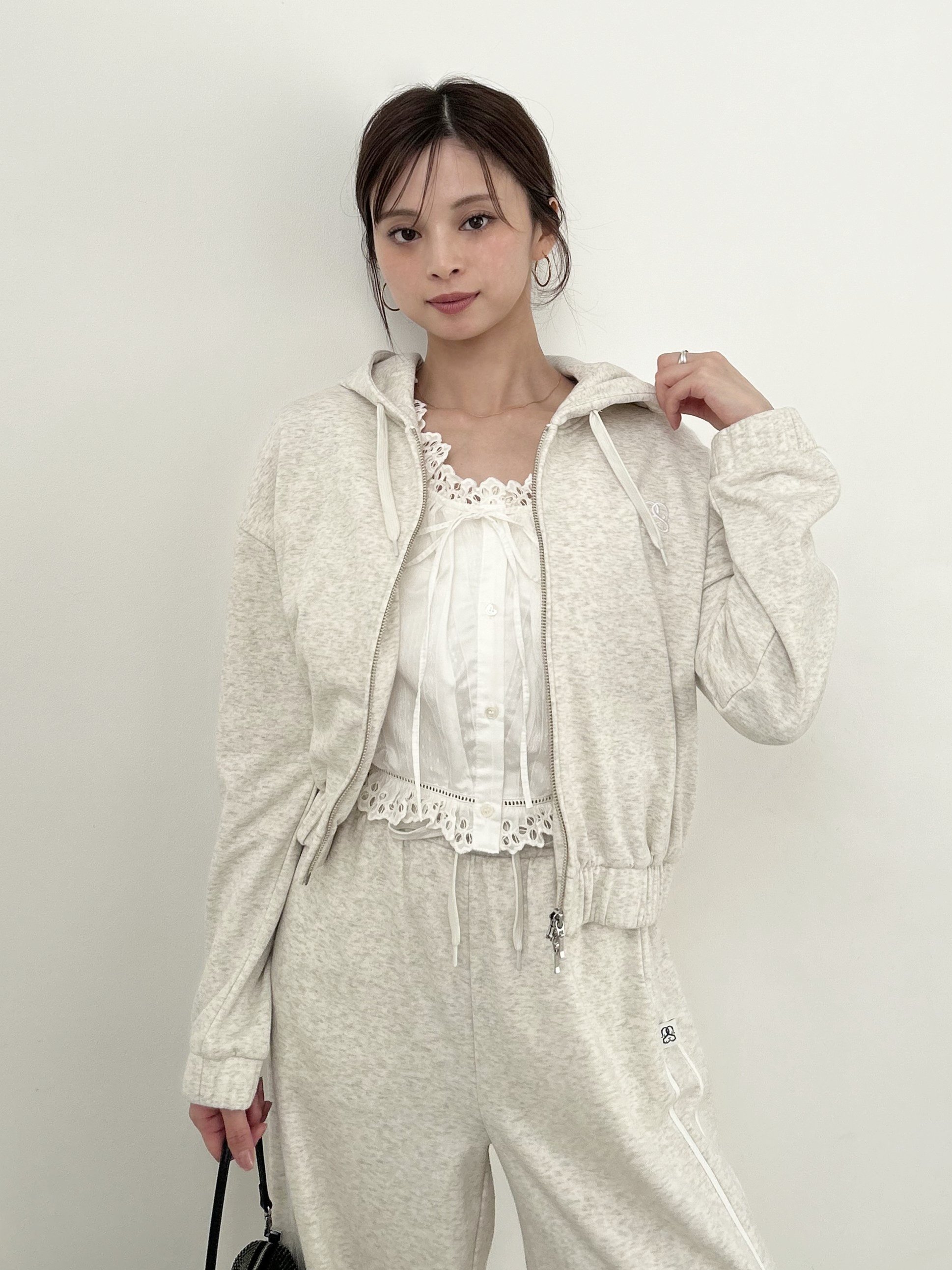 【新品未使用】SNIDEL♡UVカットパーカー ホワイト SNIDEL｜UVカットパーカー/ウォッシャブル | Rakuten Fashion
