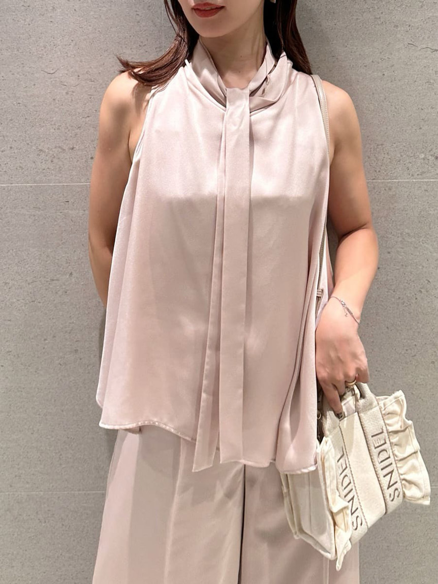 ✨️新品・タグ付き✨️SNIDEL  チュニック ブラウス ローズヒップ油 SNIDEL（スナイデル）の「ORGANICSチュニックぺプラムブラウス
