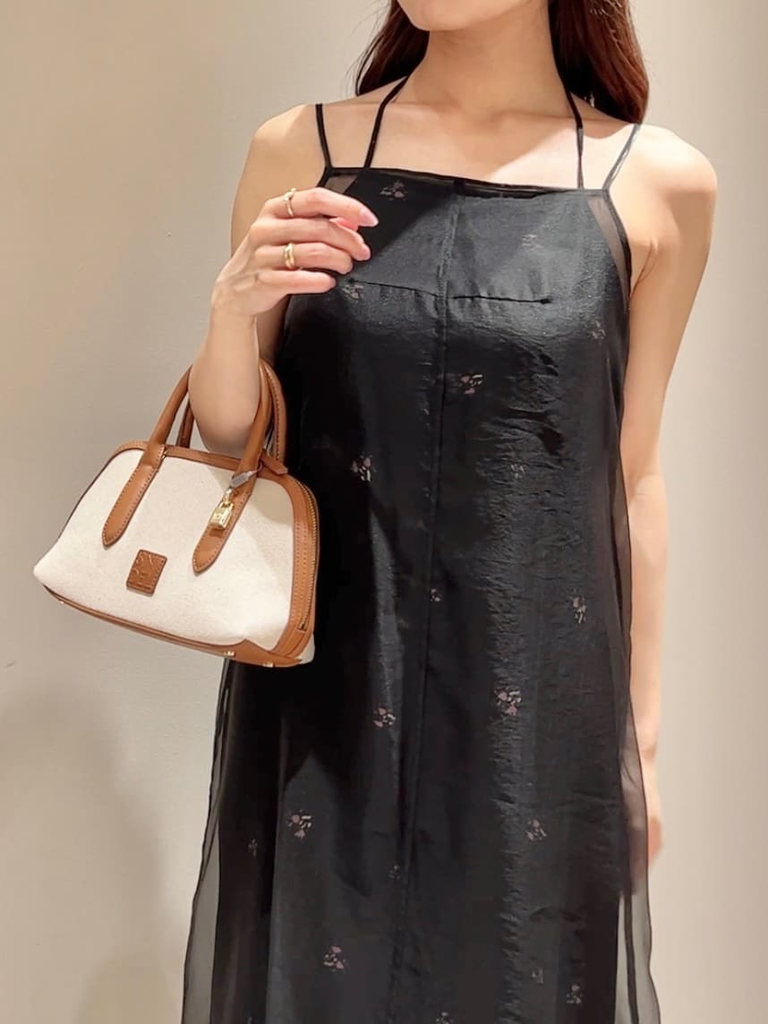 sandro ブラックキャミワンピース 低価格の ジャガードリボンキャミワンピース/ブラック OBLI