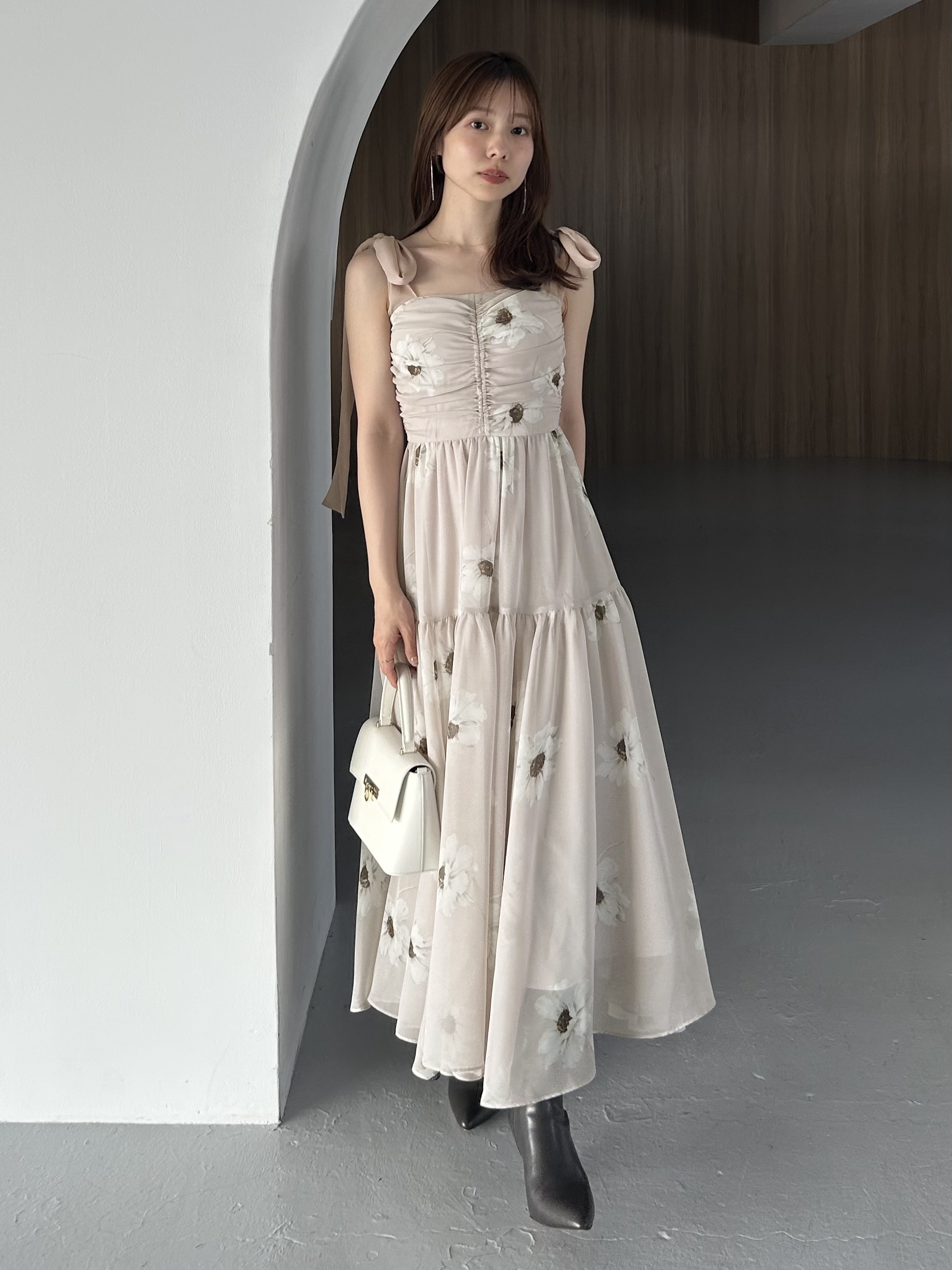 新品未使用タグ付 SNIDEL プリントショルダーリボンワンピース FLOWER COLLECTION】プリントショルダーリボンワンピース(マキシ