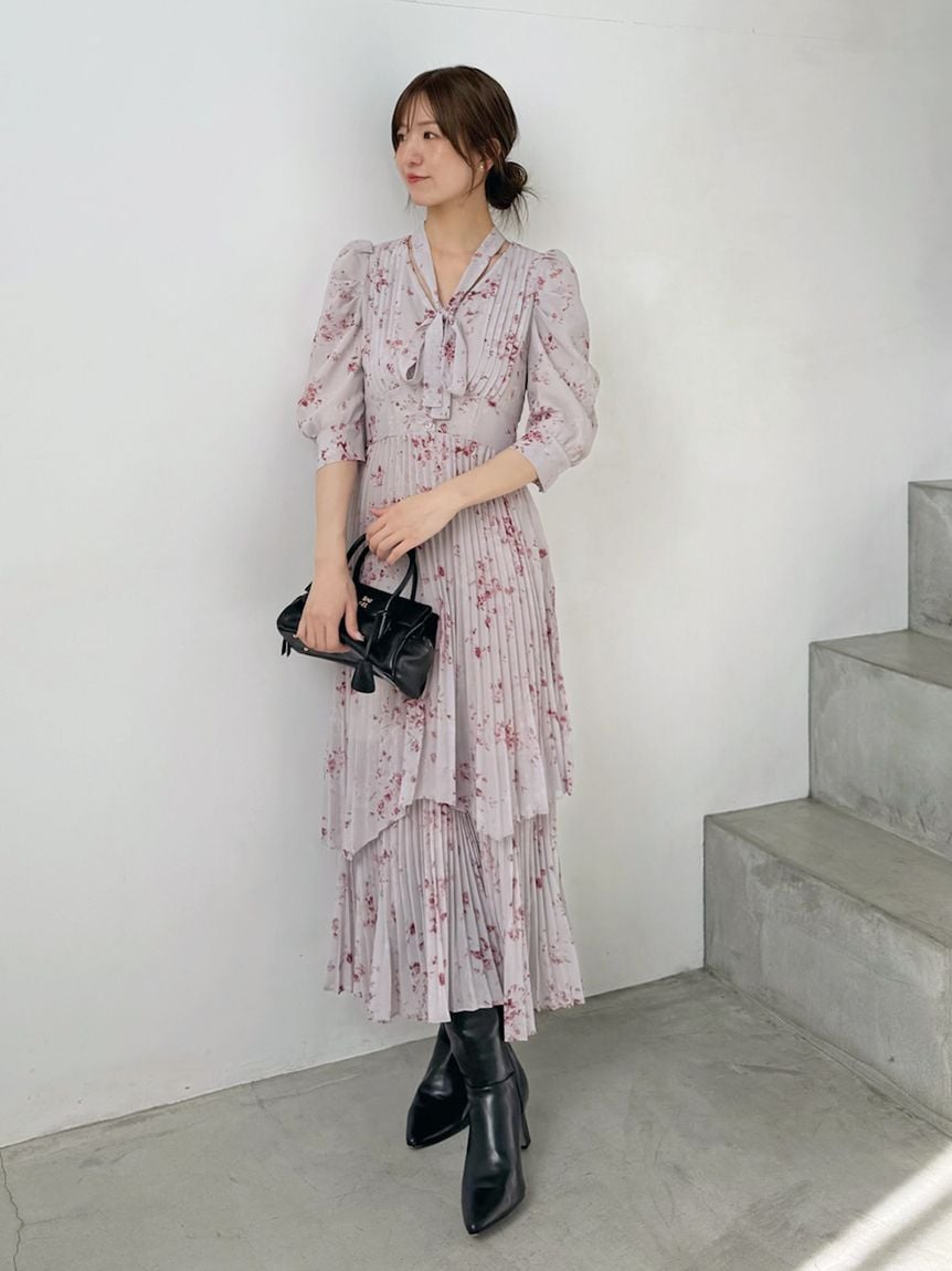 Sustainableプリーツプリントワンピース(マキシ・ロングワンピース