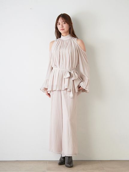 コールドショルダーパンツセットアップ(トップス＆ボトムセット