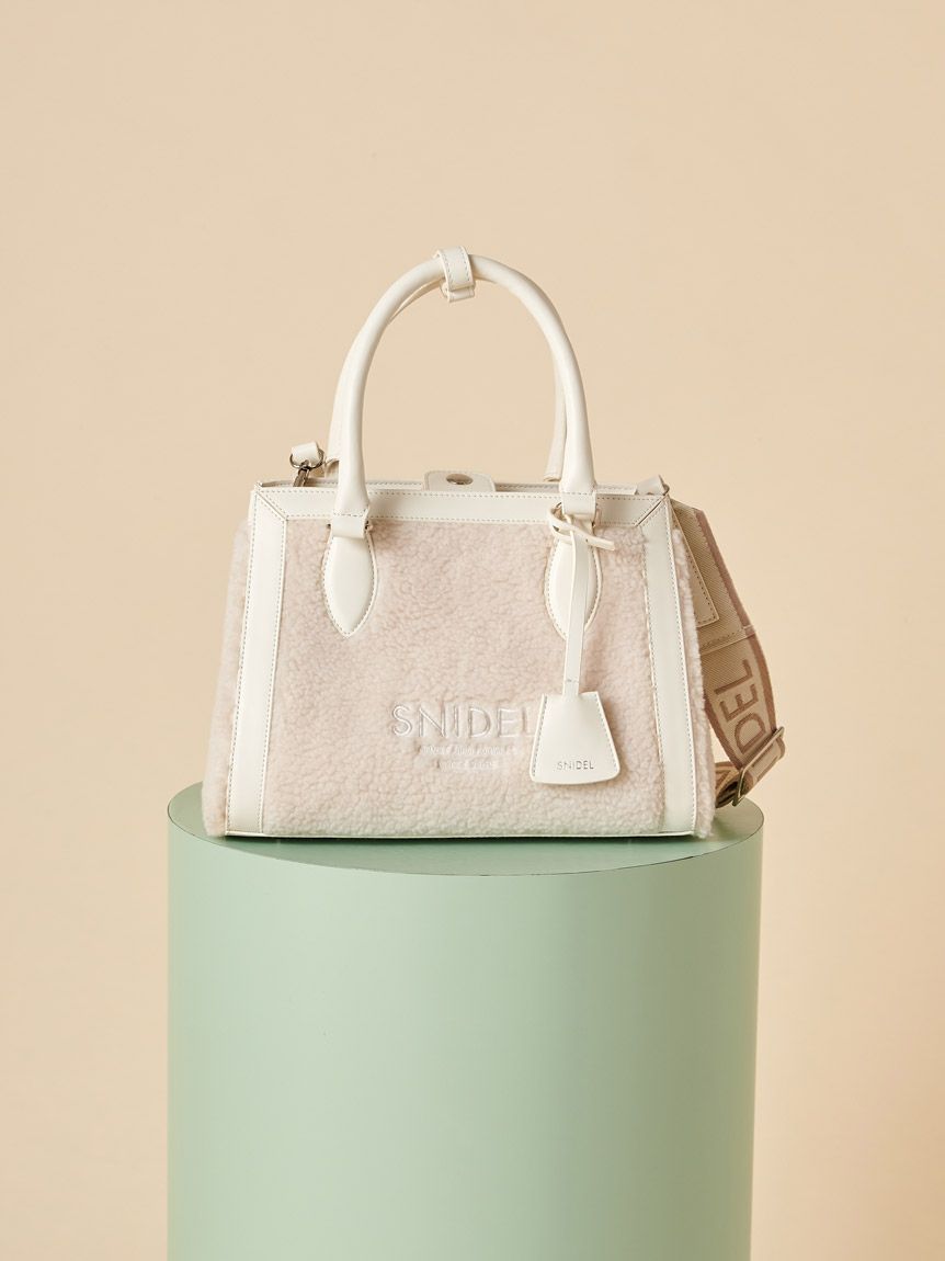 ボアロゴバッグ(ハンドバッグ)|バッグ|SNIDEL(スナイデル)の ボアロゴバッグ(ハンドバッグ)|バッグ|SNIDEL(スナイデル)の
