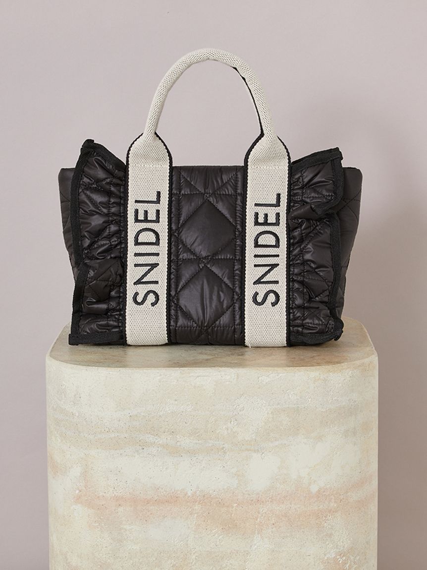 フリルキルティングロゴバッグ SNIDEL｜フリルキルティングロゴバッグ | Rakuten Fashion(楽天
