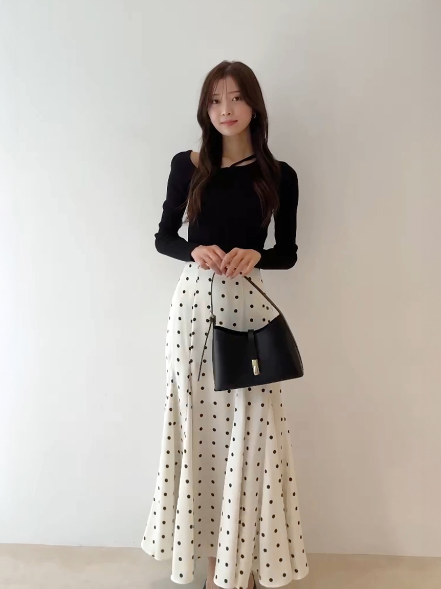 アシメトリーデザインニット(BLK-F)