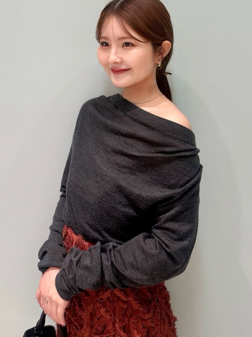 ドレープニットトップス(ニット)｜トップス｜SNIDEL(スナイデル)の通販