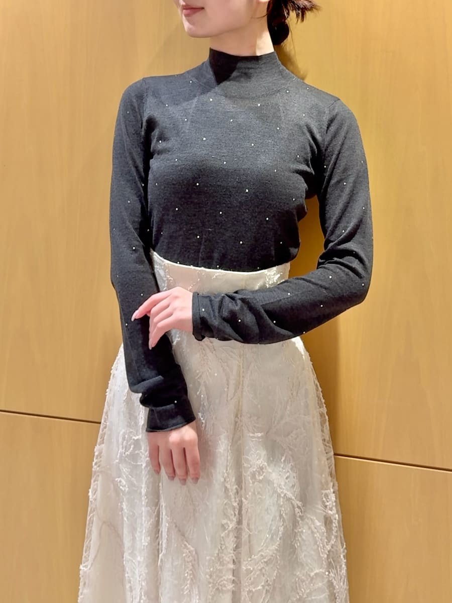 【美品】SNIDEL スナイデル バックオープンニットプルオーバー BLK SNIDEL（スナイデル）の「バックオープンニットプルオーバー（ニット