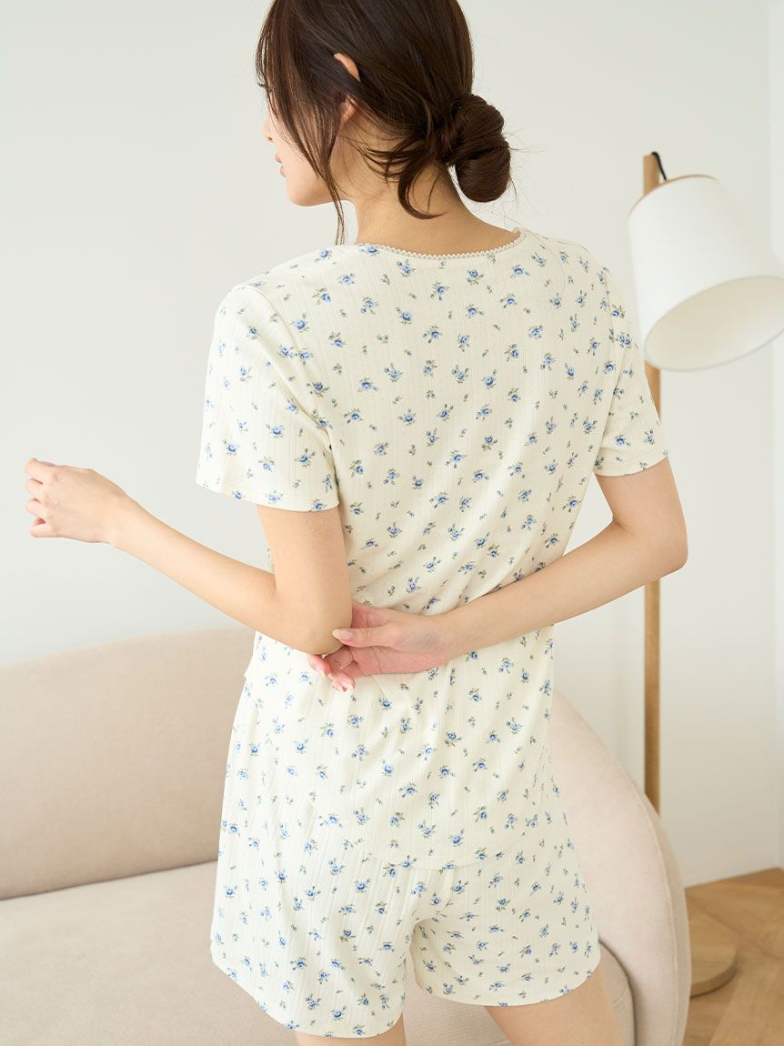【本日限定値下げ】 SNIDEL HOME アイレット 上下セットアップ 新品 セール】アイレットセットアップ（ルームウェア/パジャマ