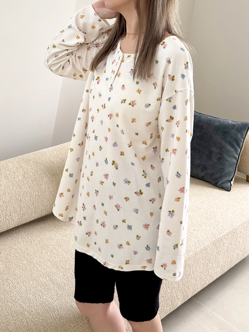 【人気完売】スナイデルホーム　新木優子コラボ　花柄パーカー　ワンピース2点セット スナイデルホーム 新木優子コラボ 花柄パーカー ワンピース2点セット