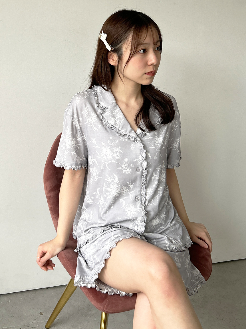 SHCP252111_p_25_LL.jpg
