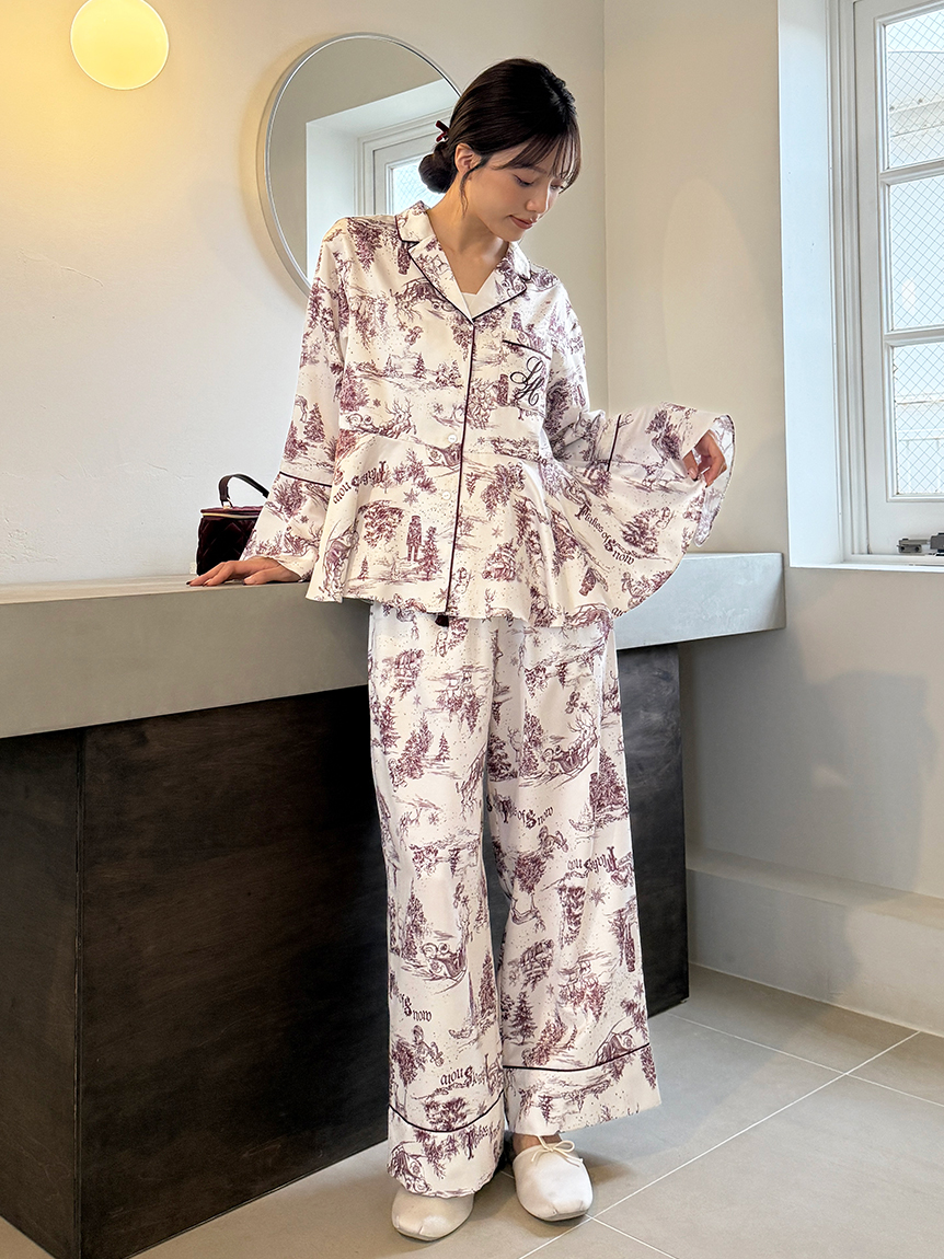 SNIDEL  イヴルルド遙華Warm Satinトップス＋ロングパンツ SNIDEL HOME イヴルルド遙華Warm Satinトップス＋ロングパンツ フリル