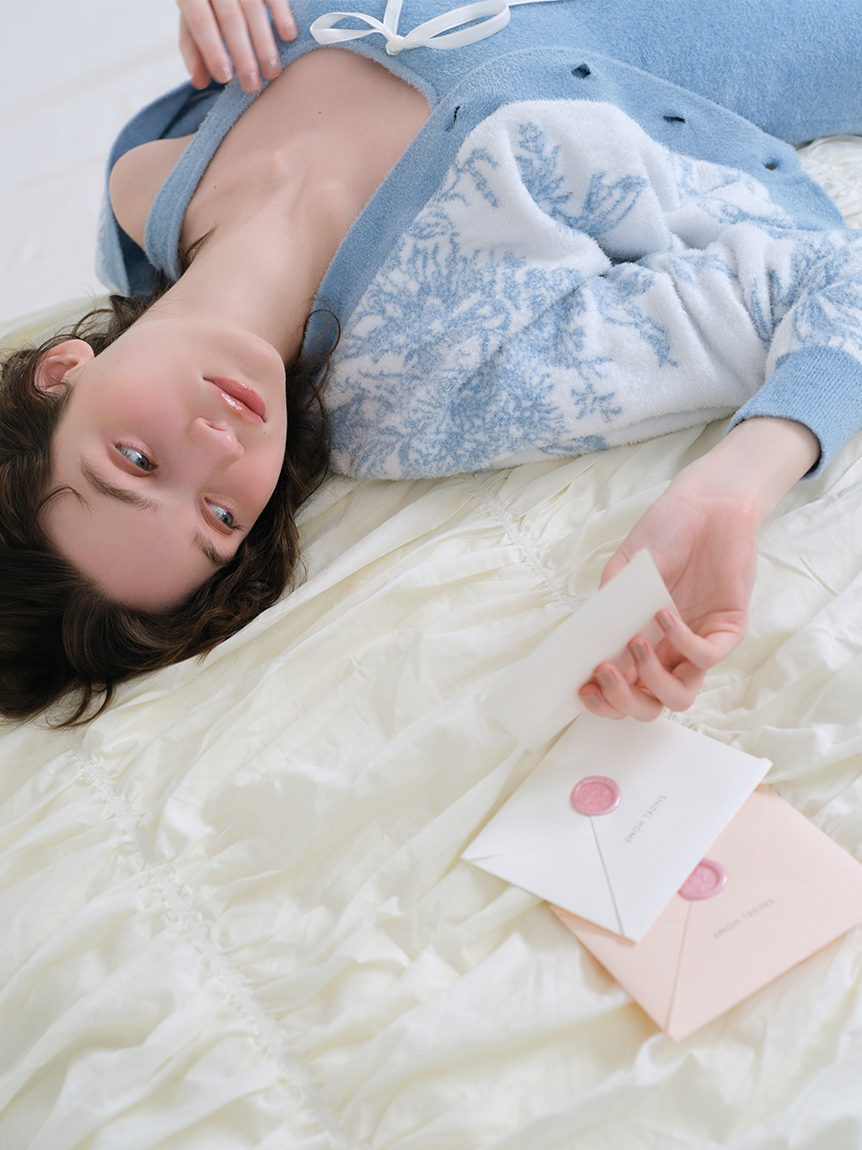 ★BURBERRY GOLF★紺ダイヤモンドパターンニットワンピース★伸縮性有★ セール】 Mダイヤモンドシェイプパターンプリントワンピース