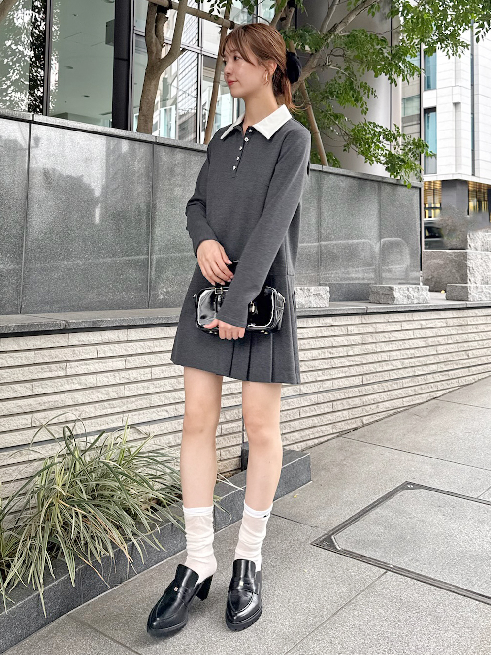 衿つきプリーツカットミニワンピース(ミニワンピース