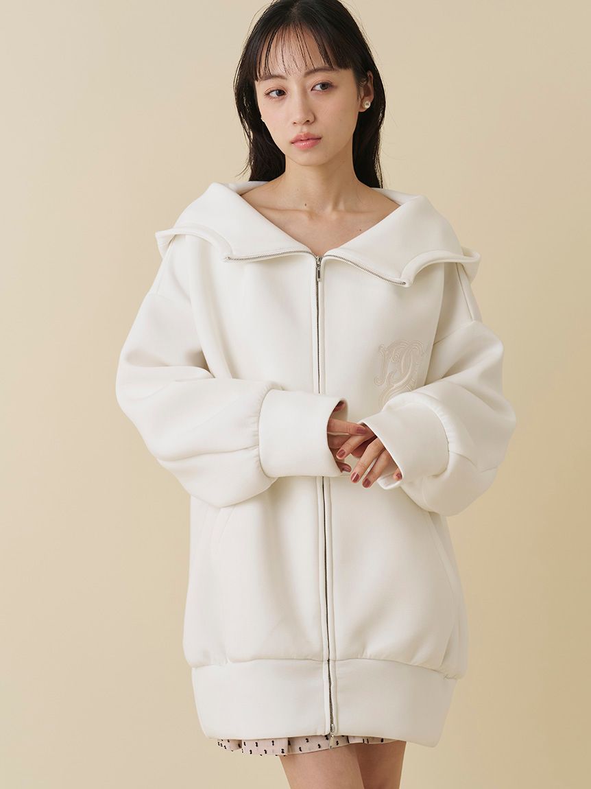 ボリュームパーカー♥️新品未使用♥️SNIDEL♥️ホワイト❤️ SNIDEL（スナイデル）の「ボリュームパーカー（パーカー）」 - WEAR