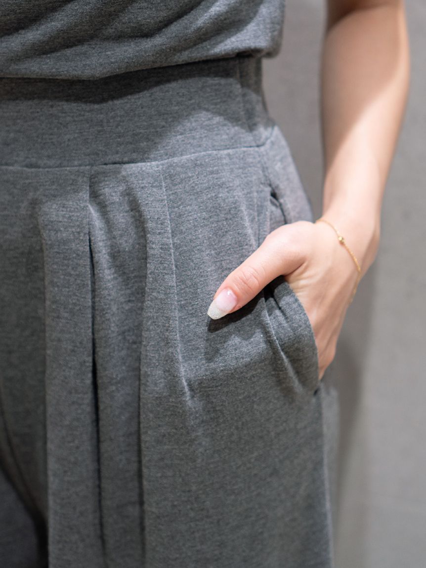 タックカットパンツ(ロングパンツ)｜パンツ｜SNIDEL(スナイデル)の通販