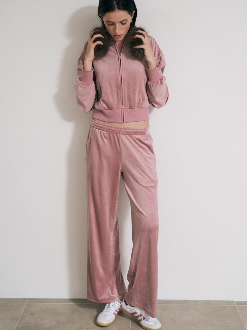 adidas Originals】ESS VELOUR PANT /エッセンシャルズ ベロアパンツ