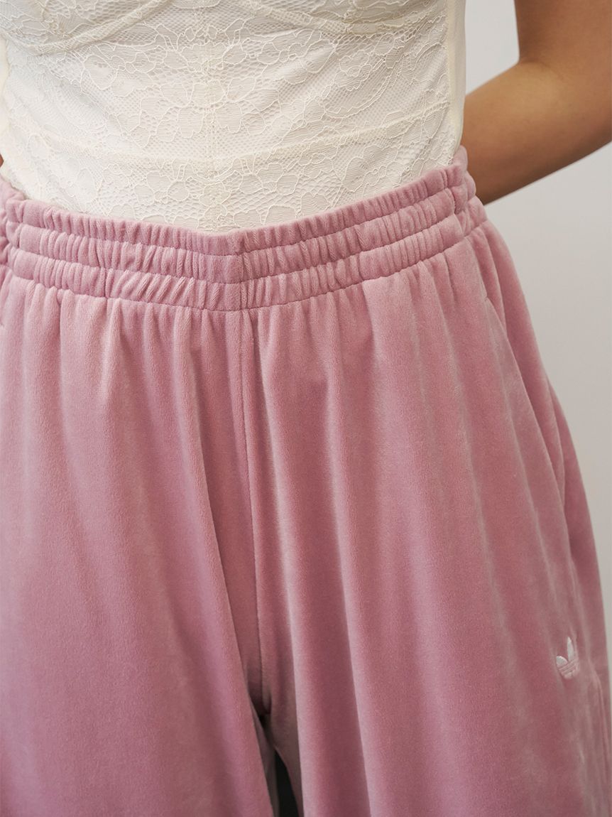 adidas Originals】ESS VELOUR PANT /エッセンシャルズ ベロアパンツ