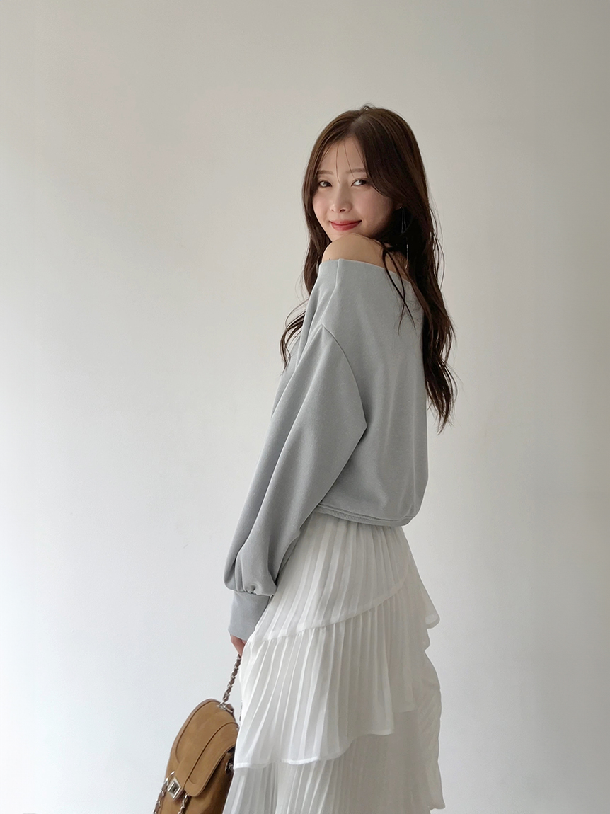 WEB限定カラーあり】ギャザーオフショルカットソー(Tシャツ
