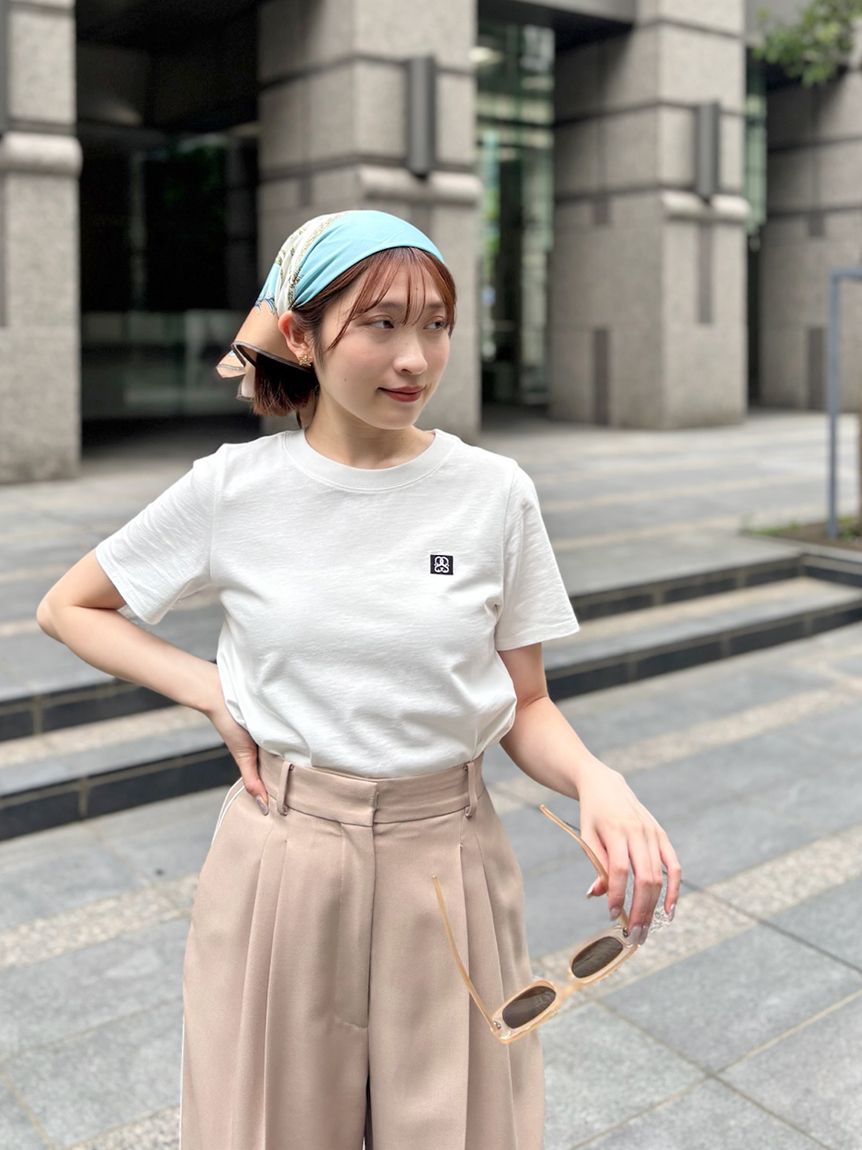 SustainableワンポイントタグTシャツ(Tシャツ)｜トップス