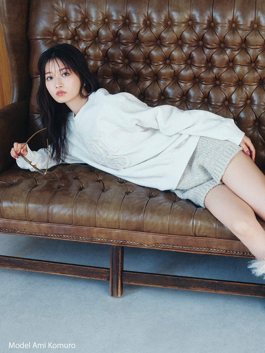 【WEB限定/ボアコレクション】ロゴモチーフスウェット NVY WEB限定/ボアコレクション】ロゴモチーフスウェット（スウェット