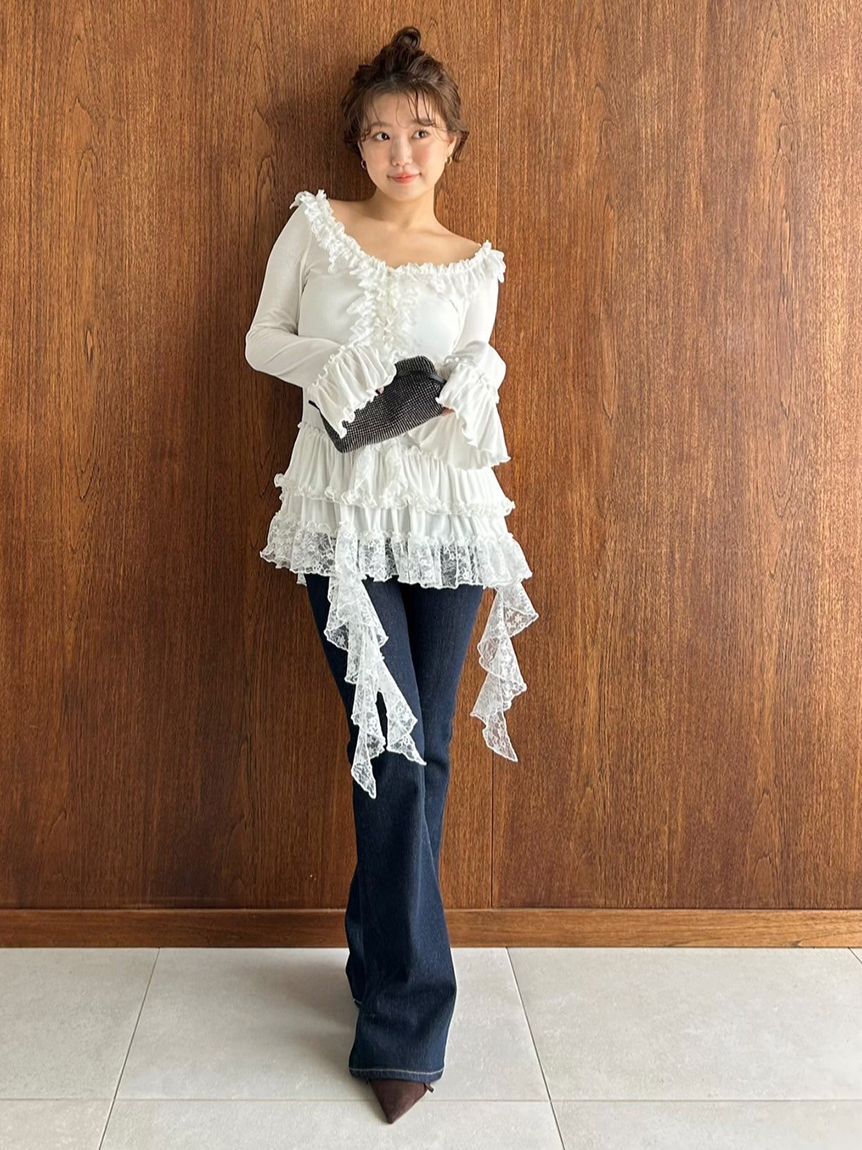 ティアードフリルカットソープルオーバー ¥14,960税込→13.000 ティアードフリルカットソープルオーバー(Tシャツ・カットソー