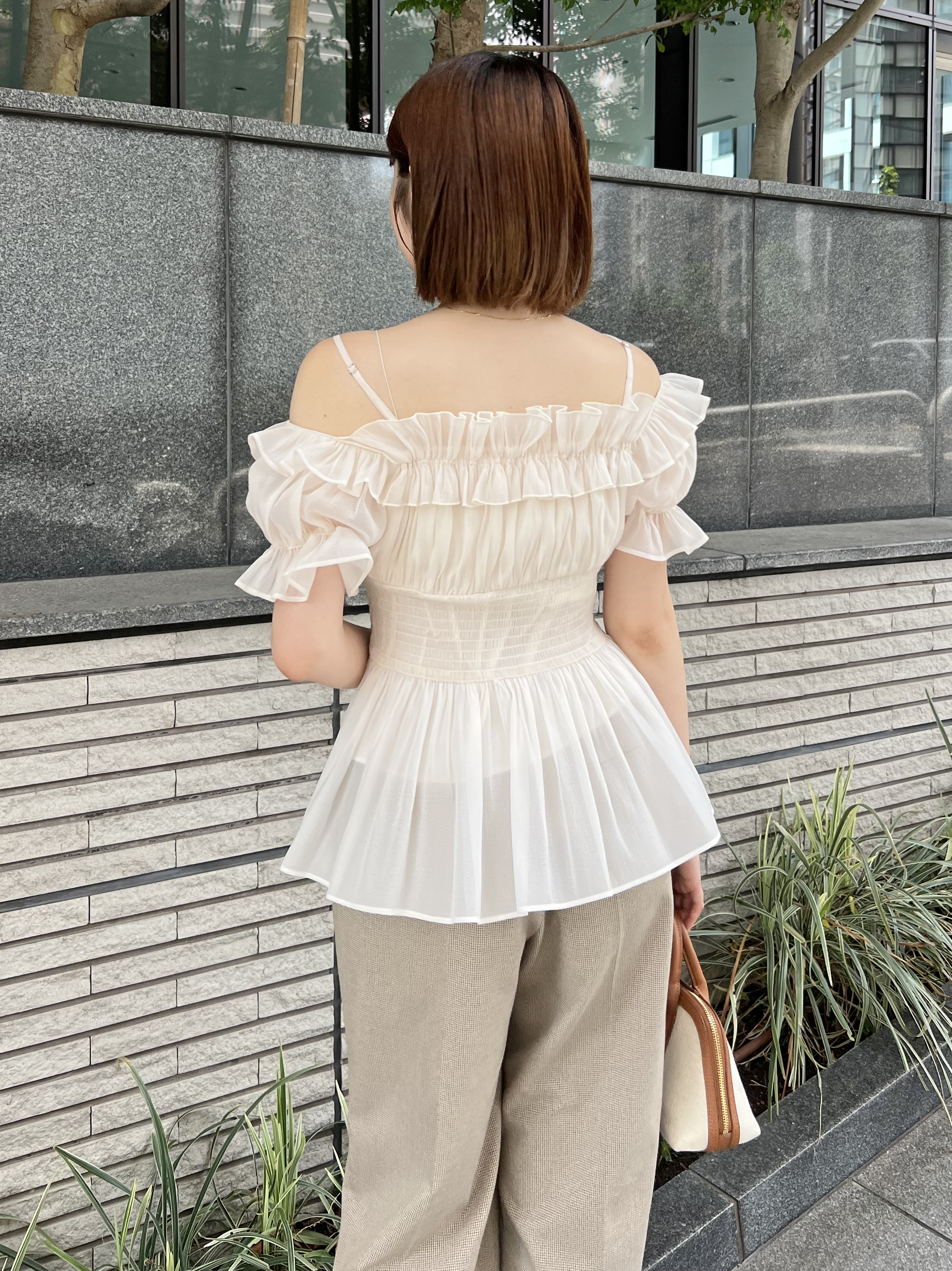 オフショルフリルブラウス(ブラウス)｜トップス｜SNIDEL