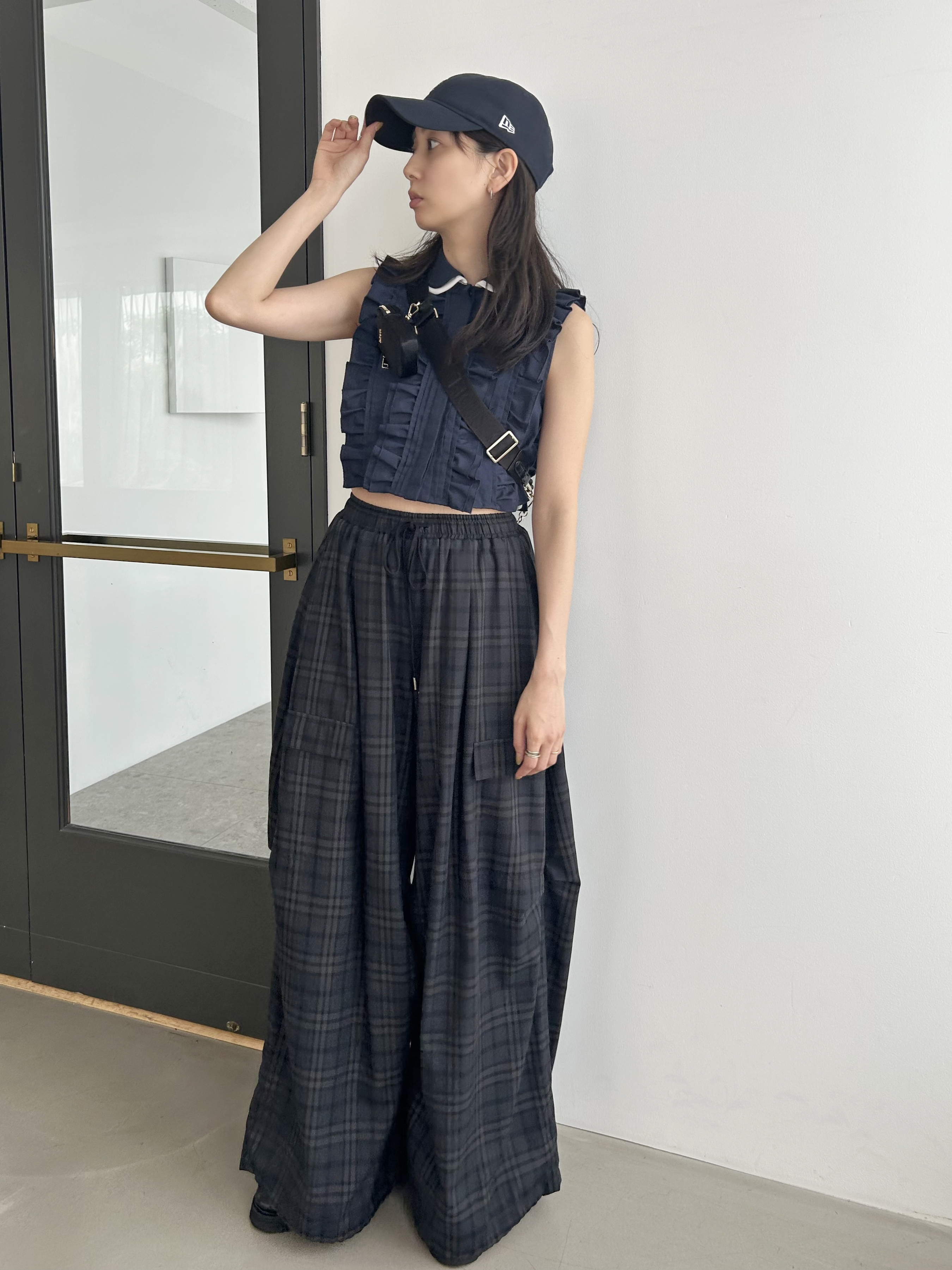 ノースリクロップドフリルシャツ(シャツ・ブラウス)｜トップス｜SNIDEL