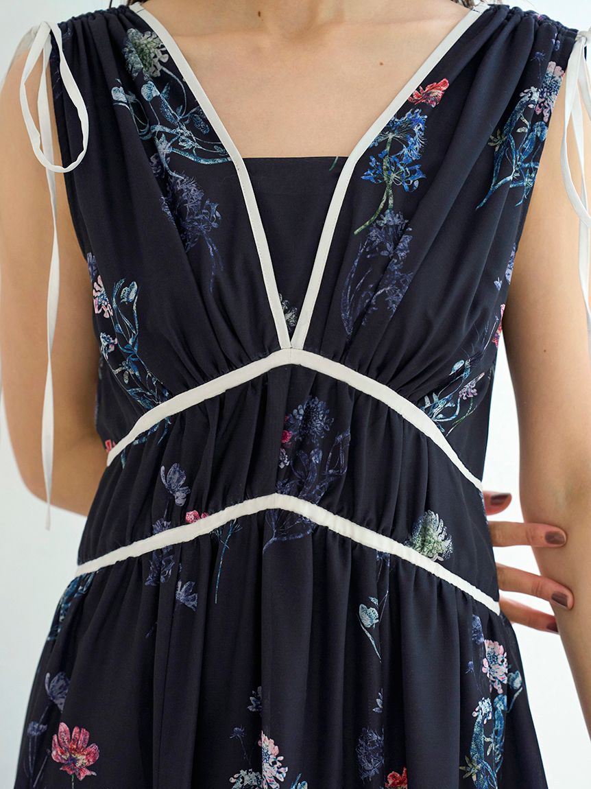 00サイズあり】フラワードロストディティールワンピース(マキシ