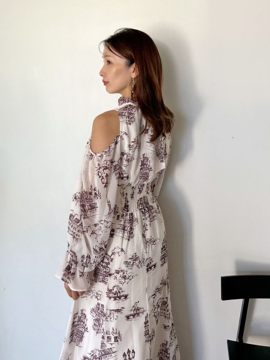 コールドショルダーボウタイワンピース(マキシ・ロング