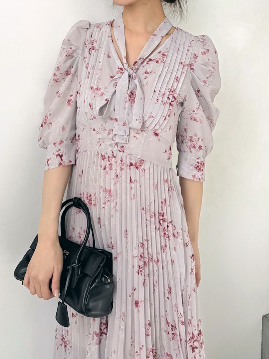 Sustainableプリーツプリントワンピース(マキシ・ロングワンピース