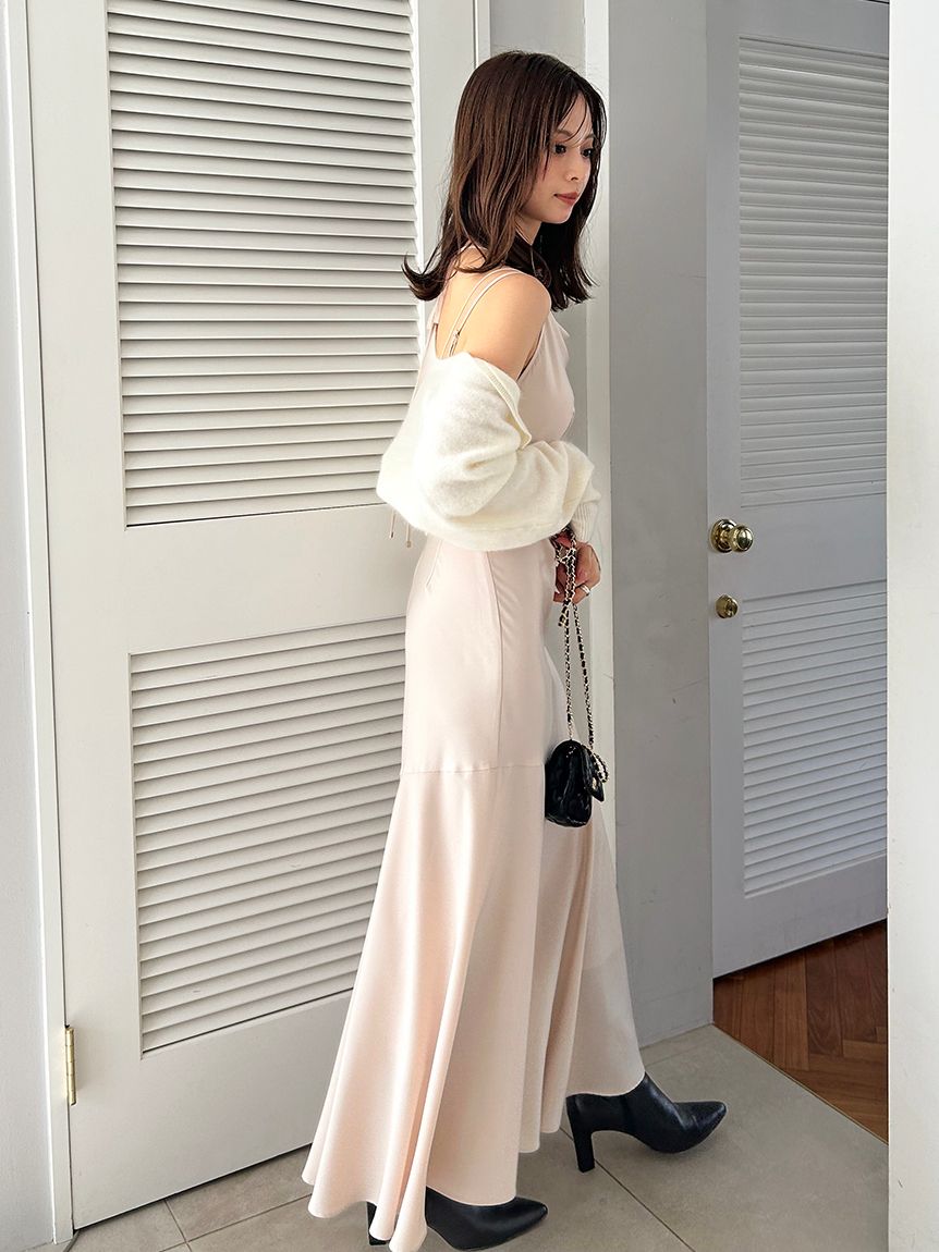 スナイデル SNIDEL サテンマーメイドキャミワンピース swfo255079 レディース ロングワンピース 光沢 ドレッシー エレガント 美シルエット 2025冬 サテンマーメイドキャミワンピース(マキシ・ロングワンピース