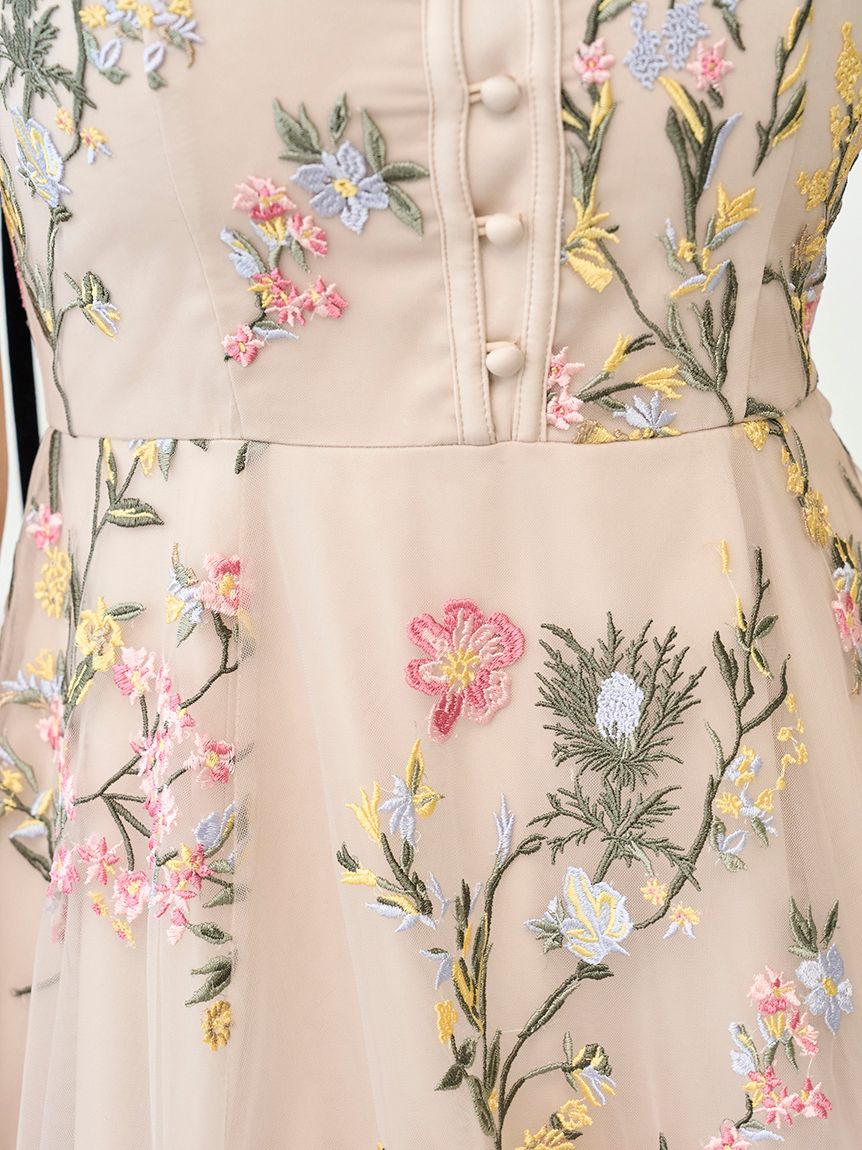 エンブロイダリーチュールドレス【カンヘウォン着用】(マキシ・ロング