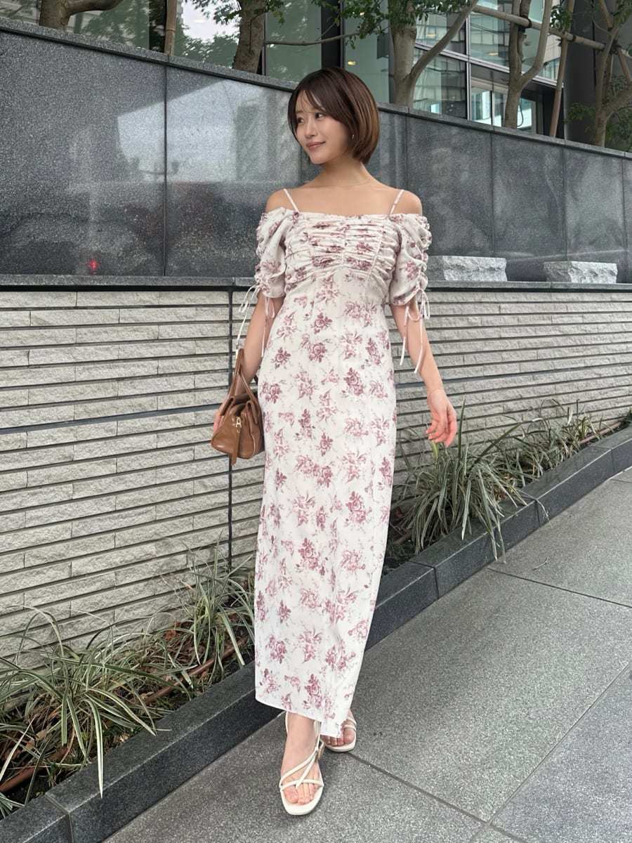 WEB限定/ROSE Collection】ROSEプリントワンピース(ロングワンピース WEB限定/ROSE Collection】ROSEプリントワンピース(ロングワンピース