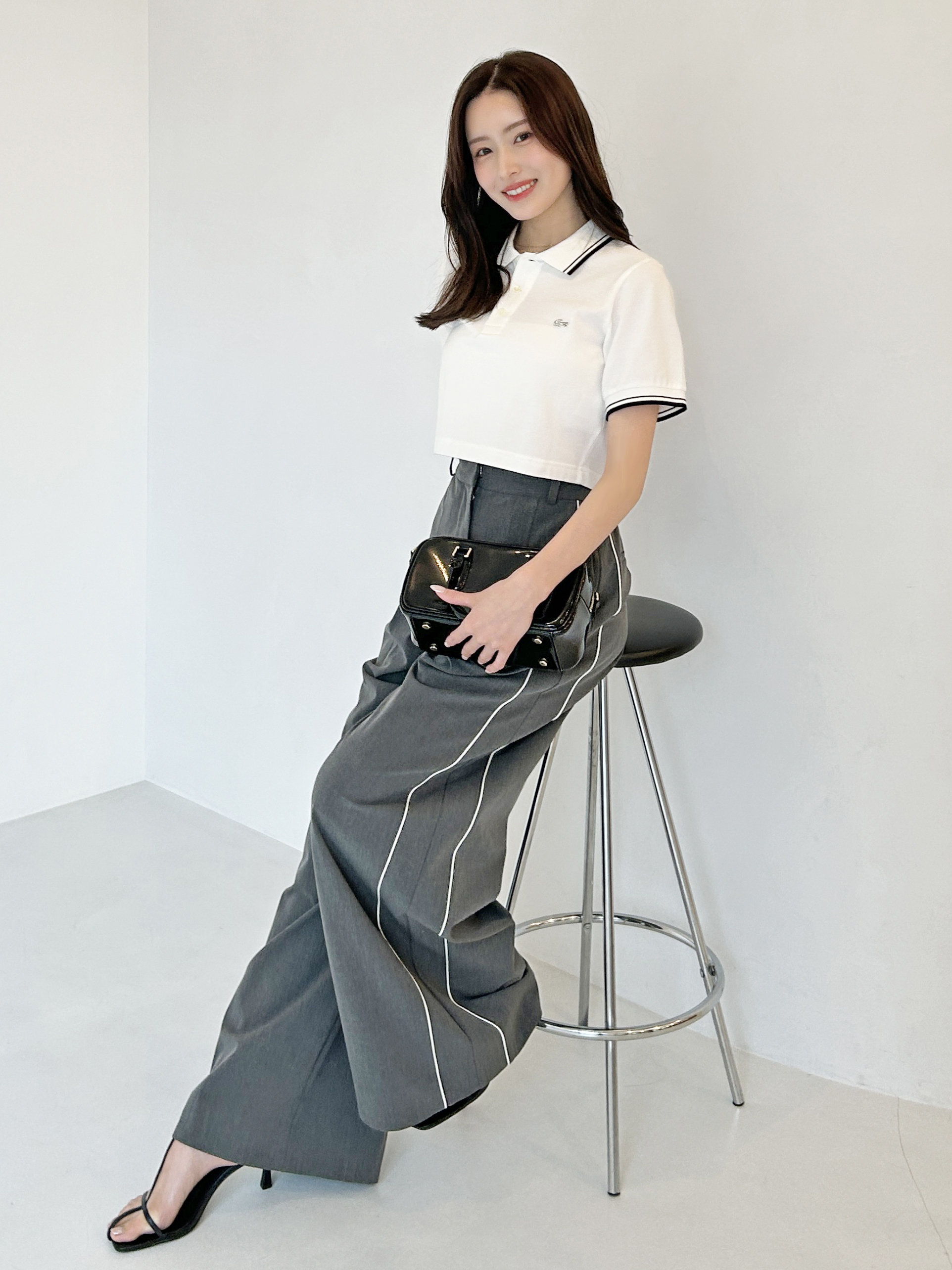 5/27限定価格 スナイデル タックストレートパンツ レディース SNIDEL（スナイデル）の「ストレートタックパンツ（スラックス