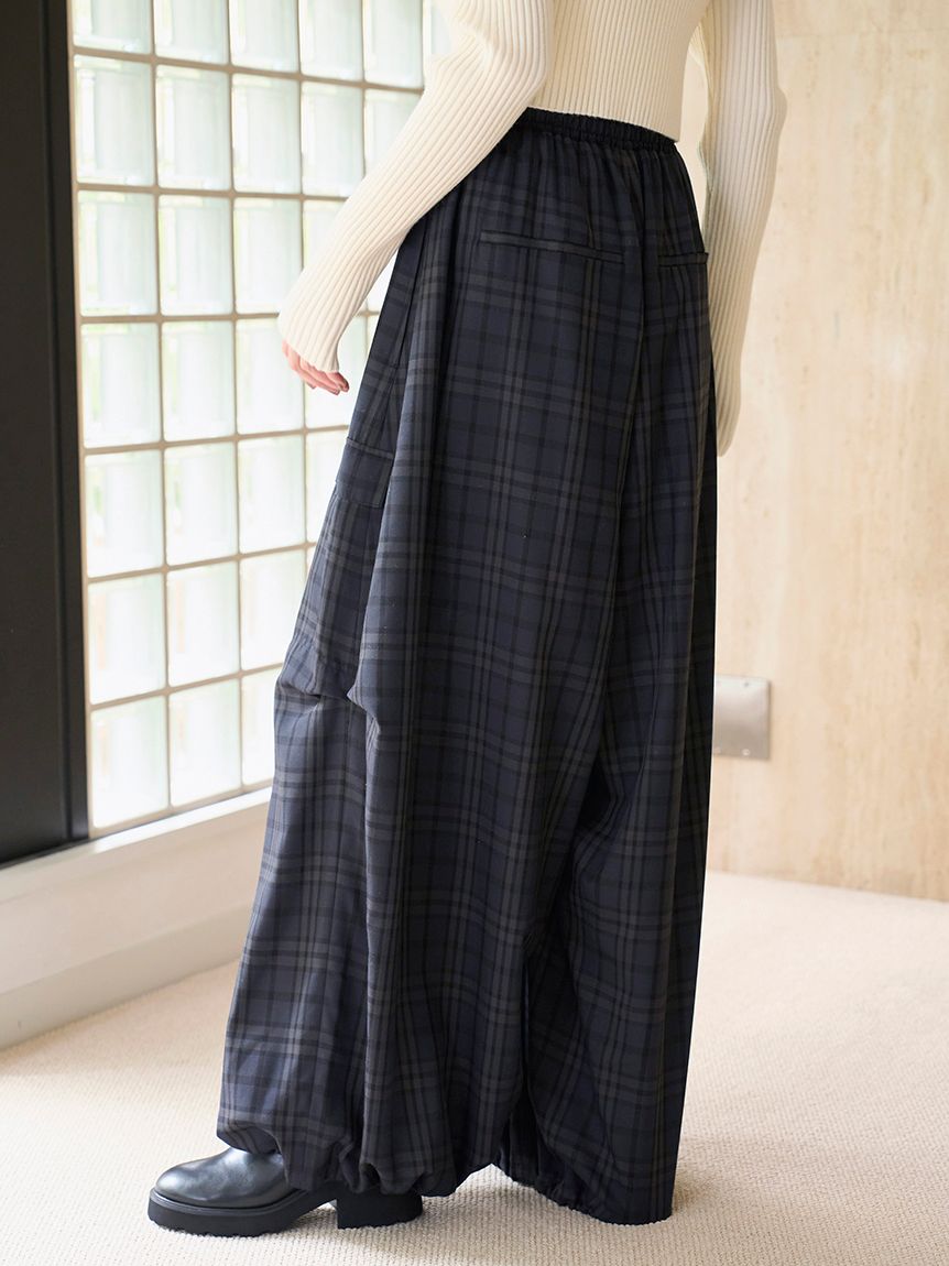 SNIDEL ライトブルー クロスデザイン ワイドパンツ SNIDEL（スナイデル）の「デザインワイドデニム（デニムパンツ