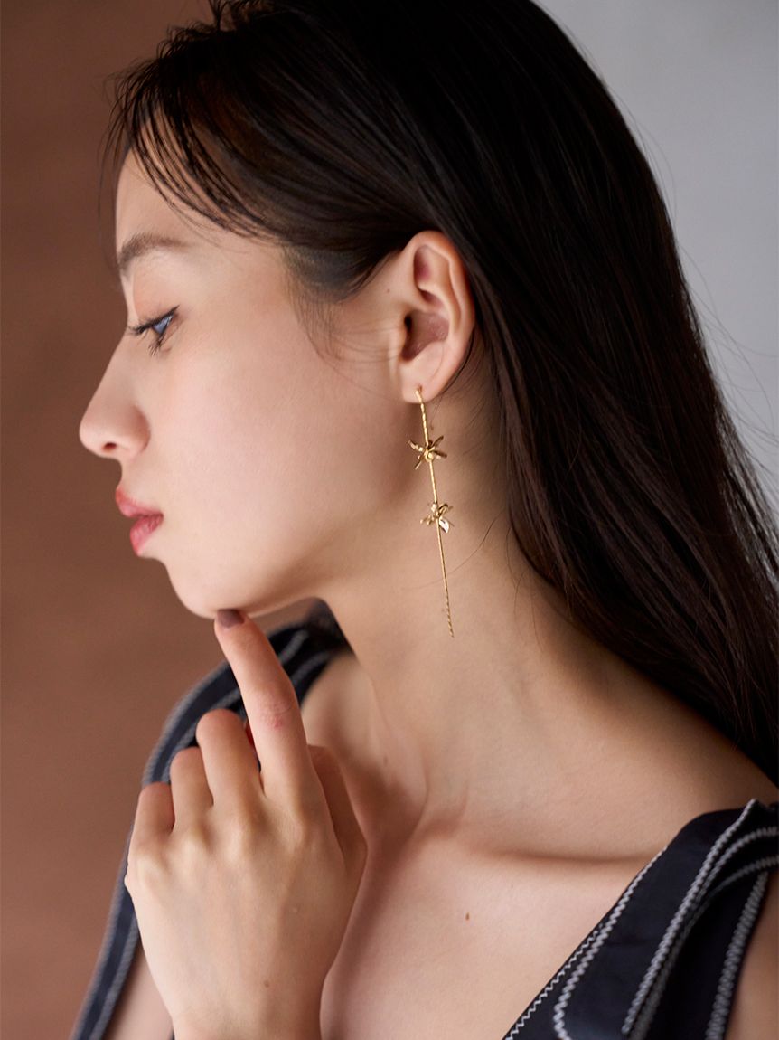 超人気の雑貨店 フラワーロングピアス(ピアス)｜アクセサリー｜SNIDEL アクセサリー