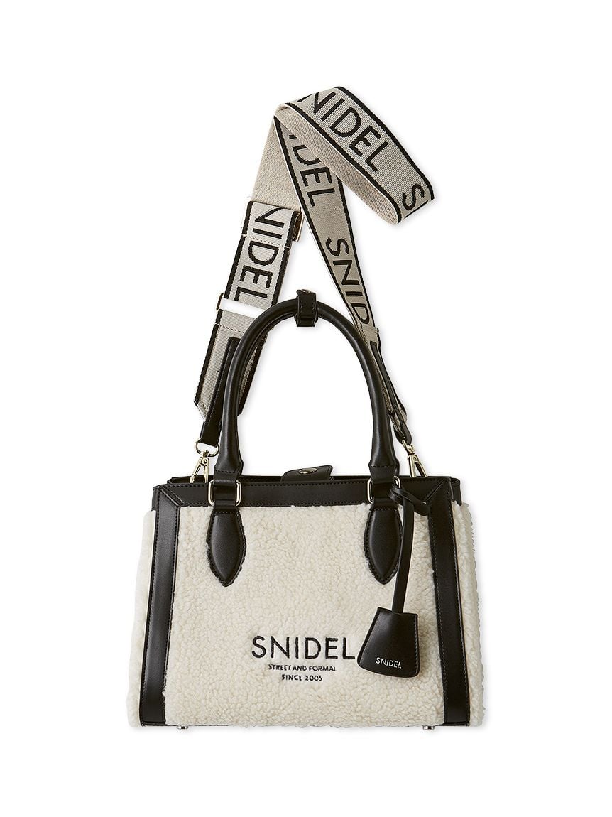 太郎様 SNIDEL) ロゴバッグ | puakoの店長ブログ [スナイデル] ロゴバッグ