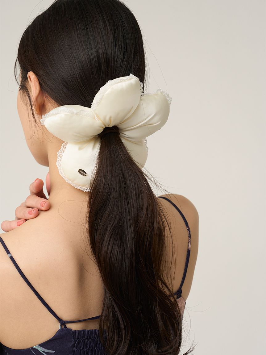 フラワーシュシュ(ヘアアクセサリー)｜アクセサリー｜SNIDEL