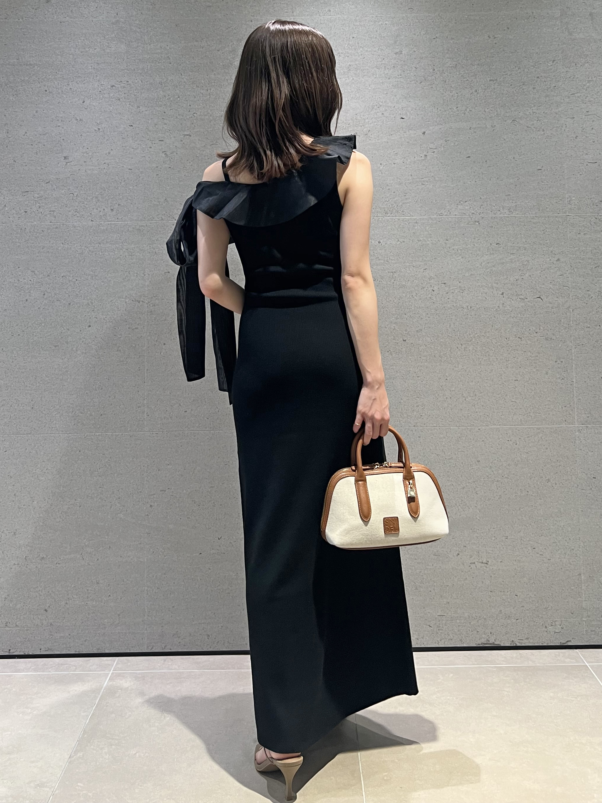 SNIDEL - snidel♡ ニットワンピ♡ WEB限定サイズあり】オフショルボタンニットワンピース（マキシ