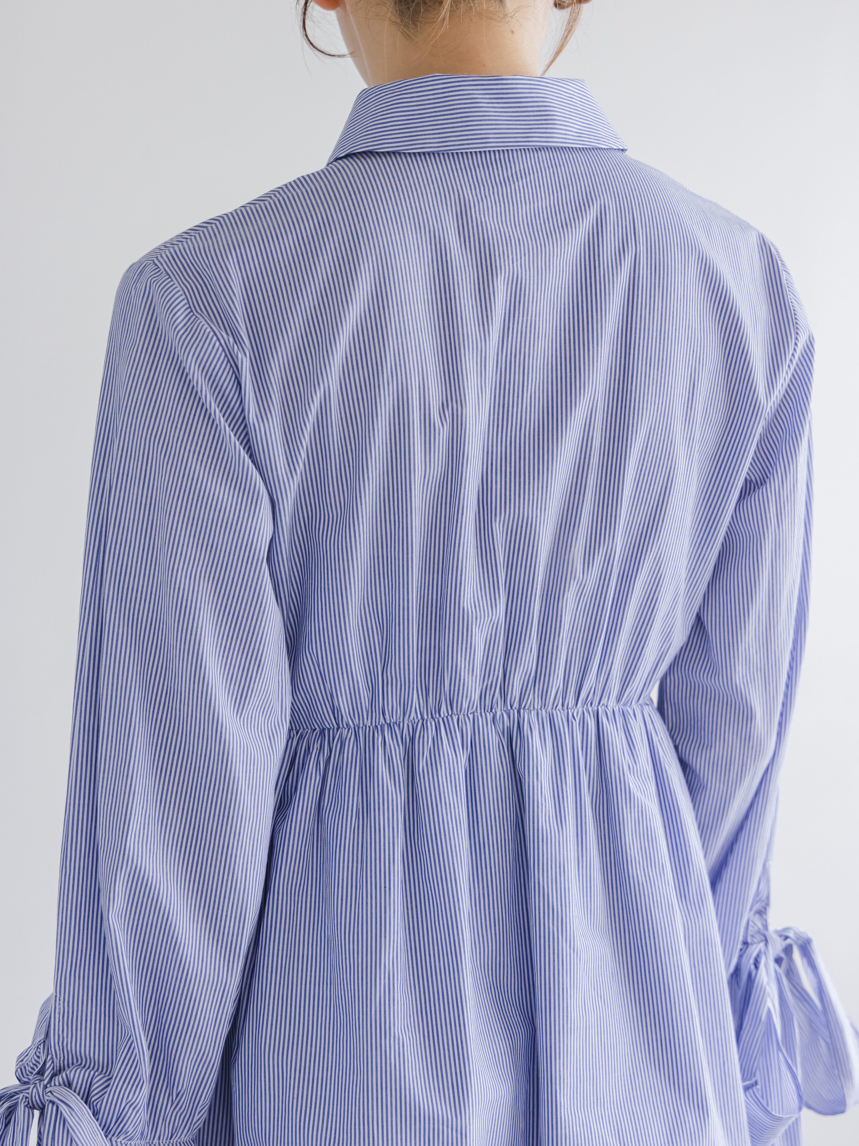 SNIDEL 2025AWニットセットブローチ付きミニシャツワンピース ニットセットブローチ付きミニシャツワンピース(ミニワンピース