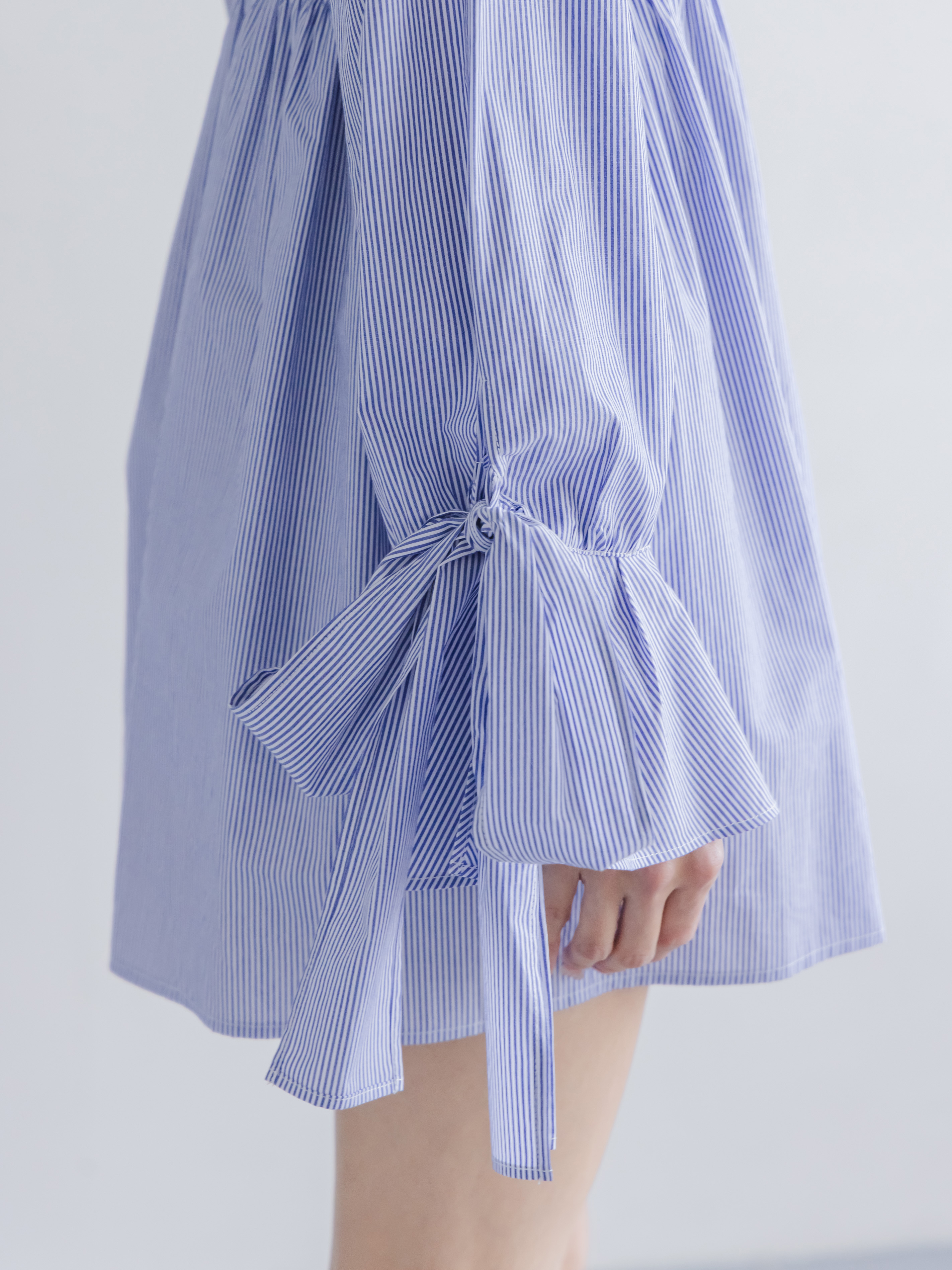 ニットセットブローチ付きミニシャツワンピース(ミニワンピース