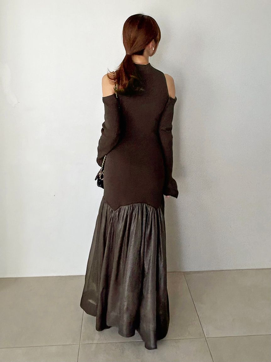 Sustainableコールドショルダーニットワンピース(マキシ・ロング