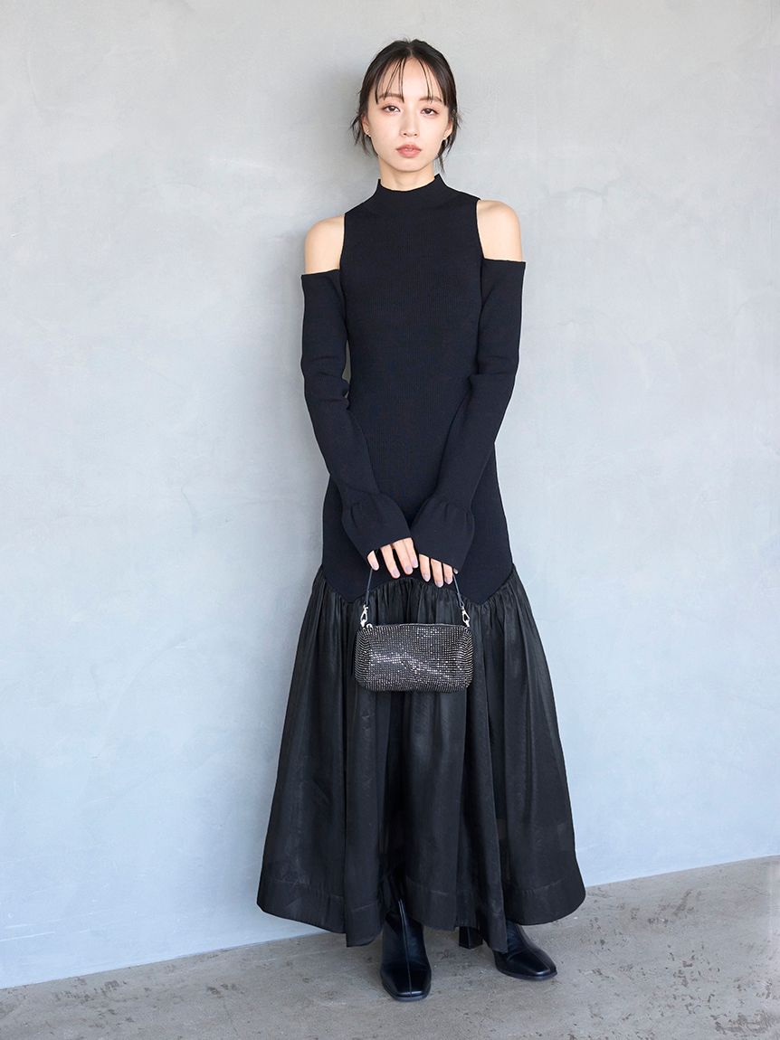 Sustainableコールドショルダーニットワンピース(マキシ・ロング