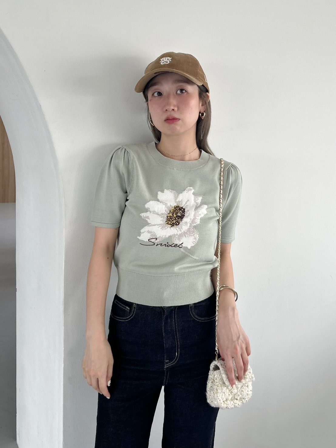 acne studious フラワー柄　ジャガードニット acne studious フラワー柄ジャガードニット