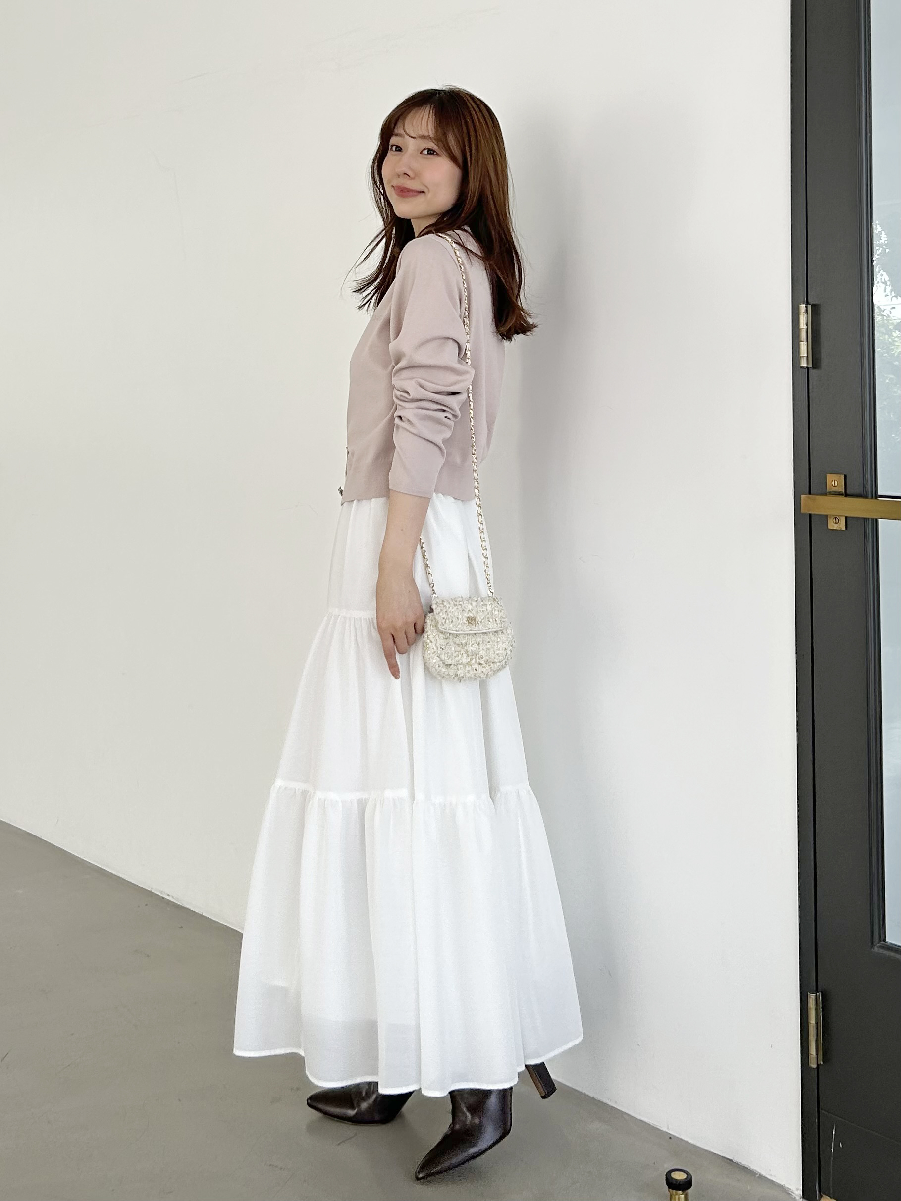 FLOWER COLLECTION】ビジューボタンニットカーディガン