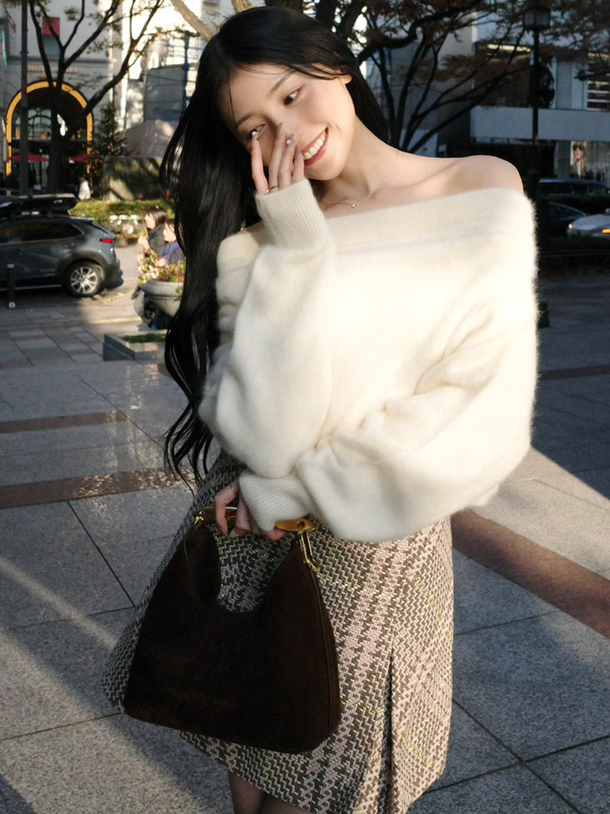 HIGH QUALITY/カンヘウォン着用】フォックスカシミヤオフショルプル